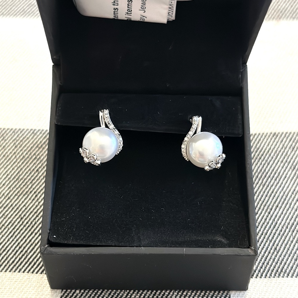 NWT Key Jewelers Cultured Pearl Diamond Sterling Silver Earrings